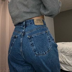 Old Navy Vintage High Waisted Mom Jeans